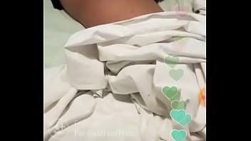 Girl on periscope shows off her fat ass