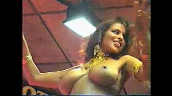 Indian girl hot strips