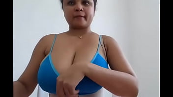 Bhopali Big Boob Indian Babe On Camera