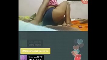 PERISCOPE - Ela mostrou tudo na live