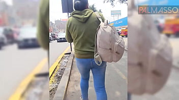 En la CALLE Pille a Mujer desconocida y Le OFREZCO DINERO Para follar y grabar en un hotel antes que se vaya a trabajar